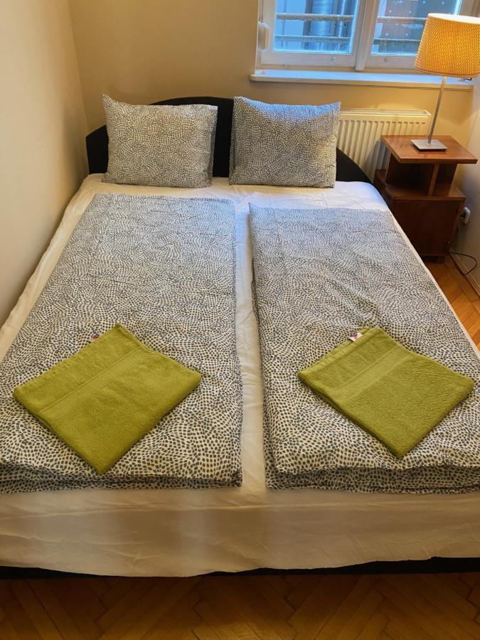Parisi Flat Apartment บูดาเปสต์ ภายนอก รูปภาพ