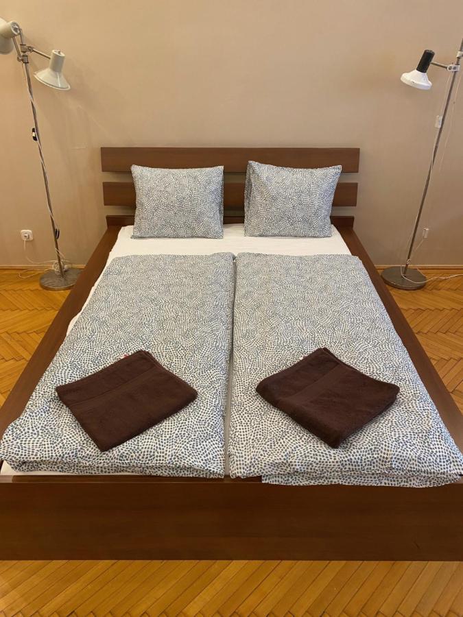 Parisi Flat Apartment บูดาเปสต์ ภายนอก รูปภาพ